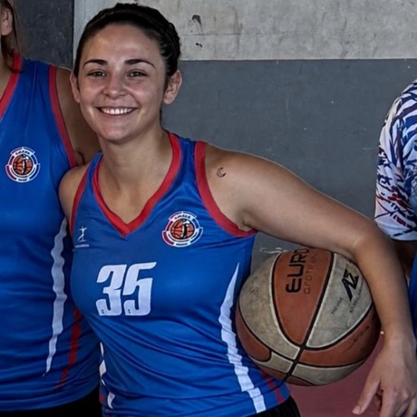 Rocio Sanchez playing basketball
