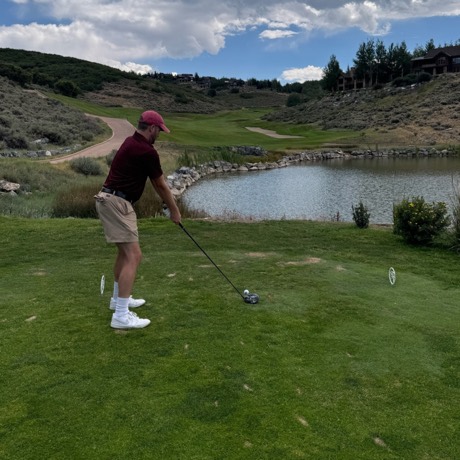 Steven Kaats playing golf